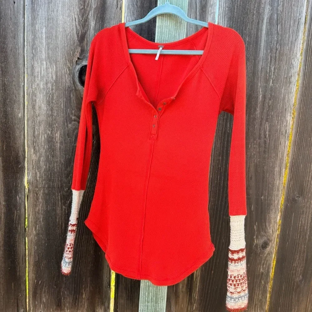 Free People Orange Red Thermal Ribbed Top Boho Contrast Knit Sleeve Henley LS M